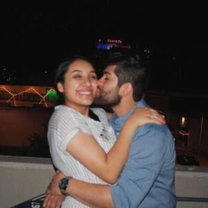 Meet your Posher, Perla